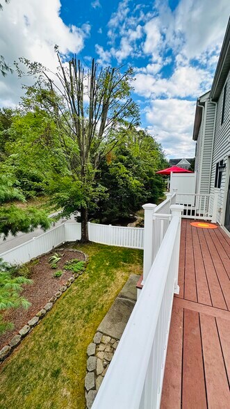 Building Photo - 282 Overlook Ct