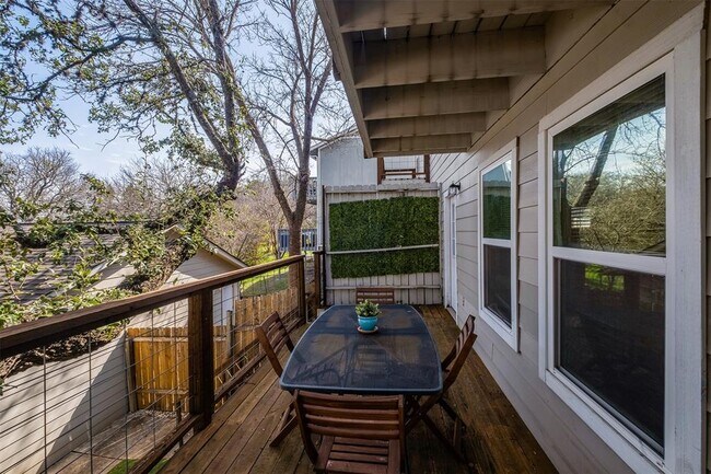 Building Photo - 3208 Twinberry Cove