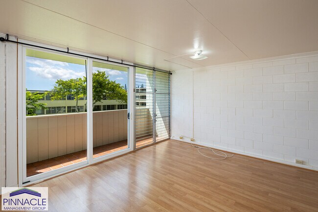 Building Photo - 95-029 Kuahelani Ave