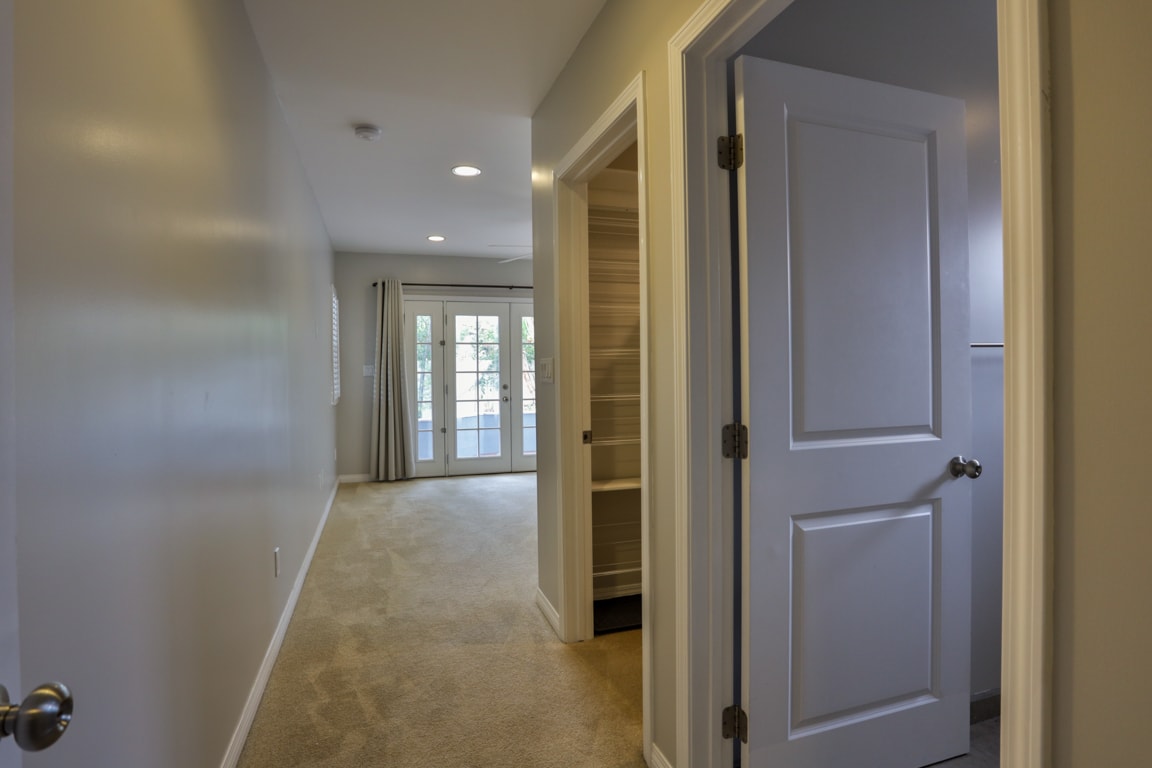 Walk in Closet - 5907 Yarmouth Ave