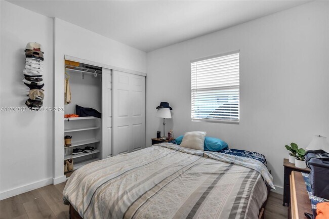 Building Photo - 3055 NW 23rd Ave