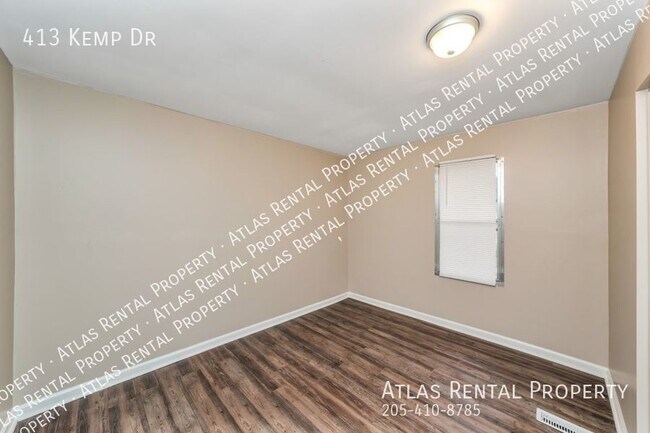 Building Photo - 413 Kemp Dr
