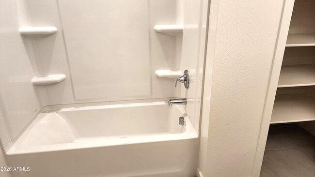 Building Photo - 2934 E Augusta Ave