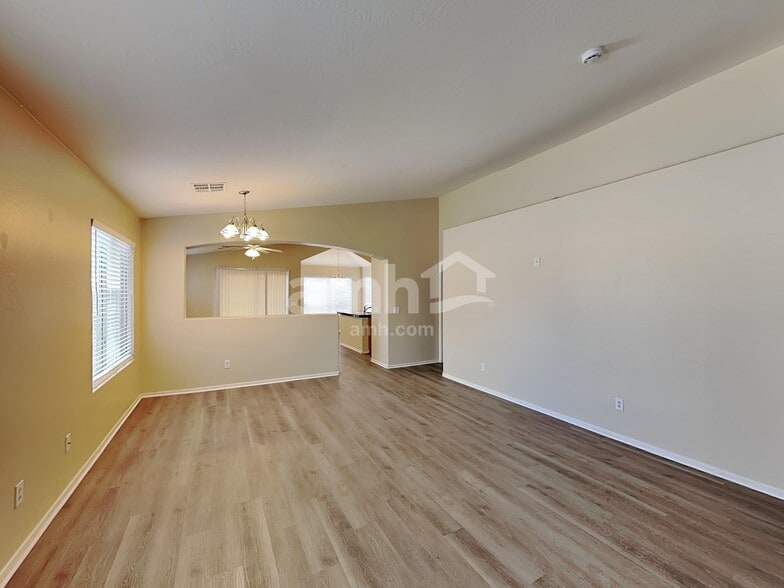 Building Photo - 2057 S 155th Dr