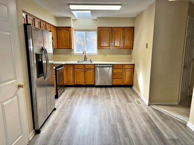 Building Photo - 34 Ivy Grove Ct