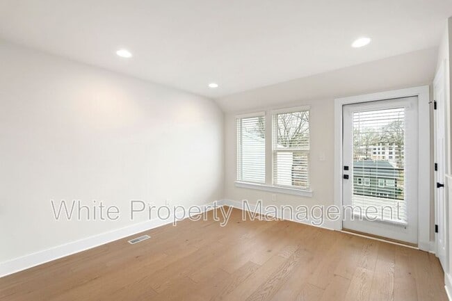 Building Photo - 5019 York Park Ln