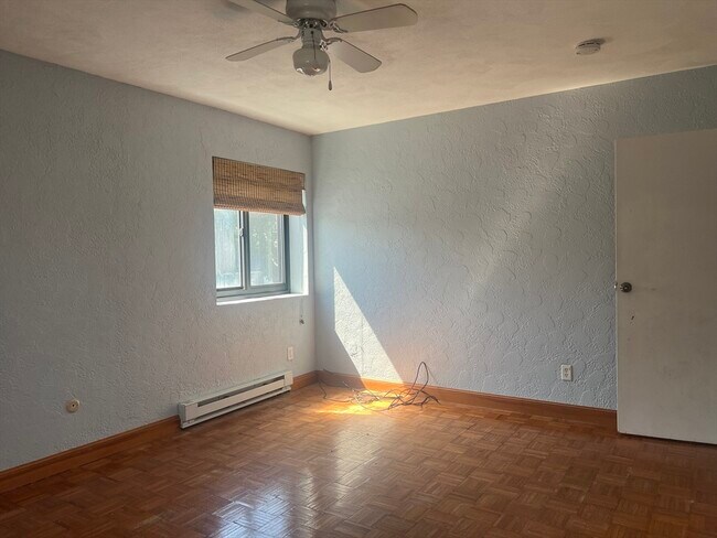 Building Photo - 222 Winthrop Shore Dr