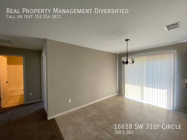 Building Photo - 16618 SW 31st Cir
