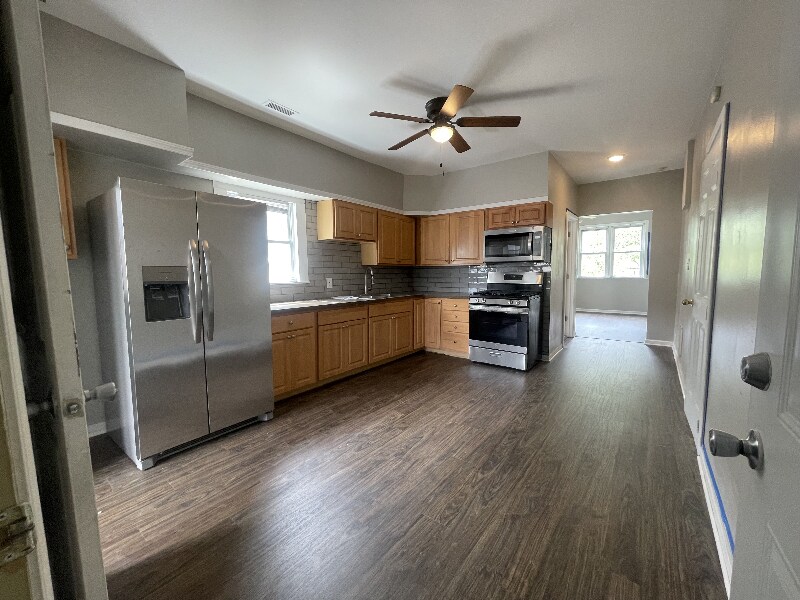 Building Photo - 4509 S Talman Ave