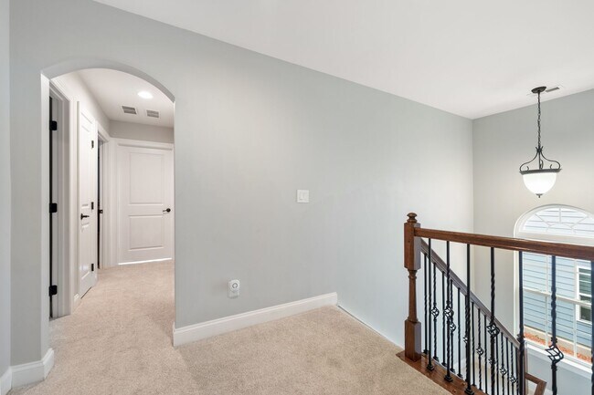 Building Photo - 1156 Survada Ln