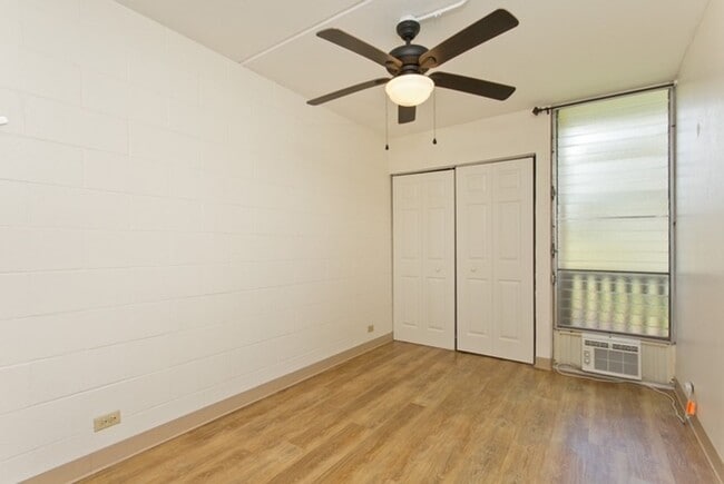 Building Photo - 2br/1ba/1pkg Apartment in Hokuahi Apartmen...
