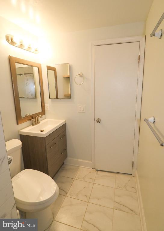 Building Photo - 5933 Grisby House Ct
