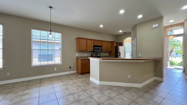 Building Photo - 3 BR/2BA | Newly Renovated Single Family Home | 1-Car Covered Parking | In  Eagles Nest at The Oaks!
