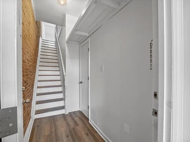 Building Photo - 534 M.L.K. Drive