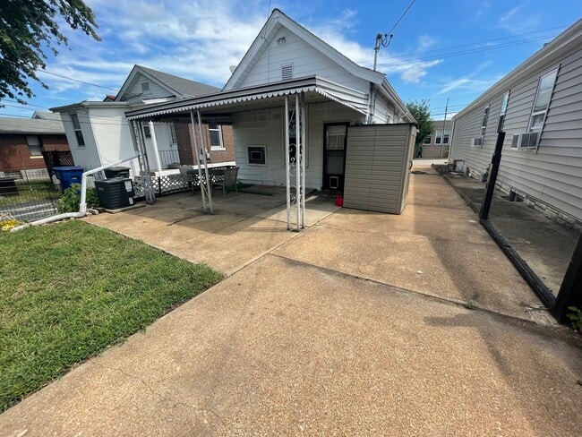 back patio - 2317 Marconi Ave