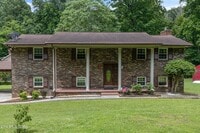 Building Photo - 1301 Chert Pit Rd