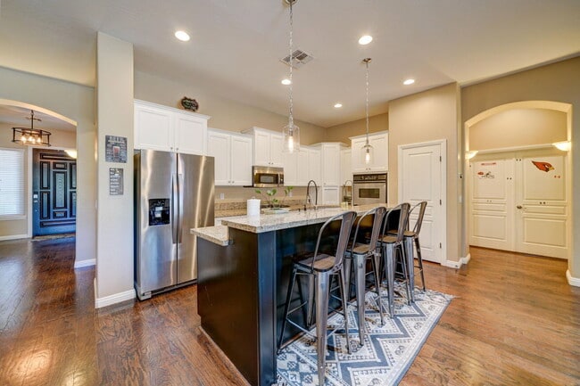 Building Photo - 4221 S Danyell Dr