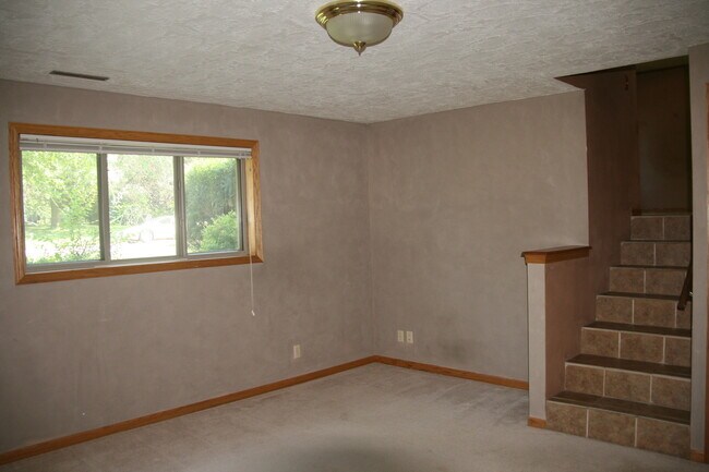 Building Photo - 3 bed house in Beresford