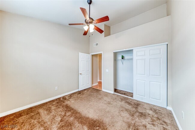 Building Photo - 75 N Valle Verde Dr