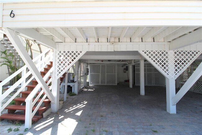 Building Photo - 60 Beachcomber Ln