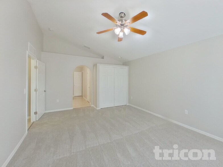 Building Photo - 1304 Alhambra Crest Dr