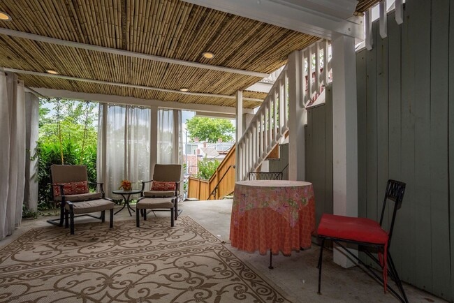 Building Photo - 1871 Newton St NW