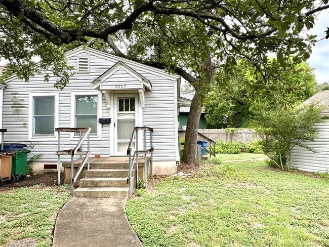 Building Photo - 4812 Ramsey Ave