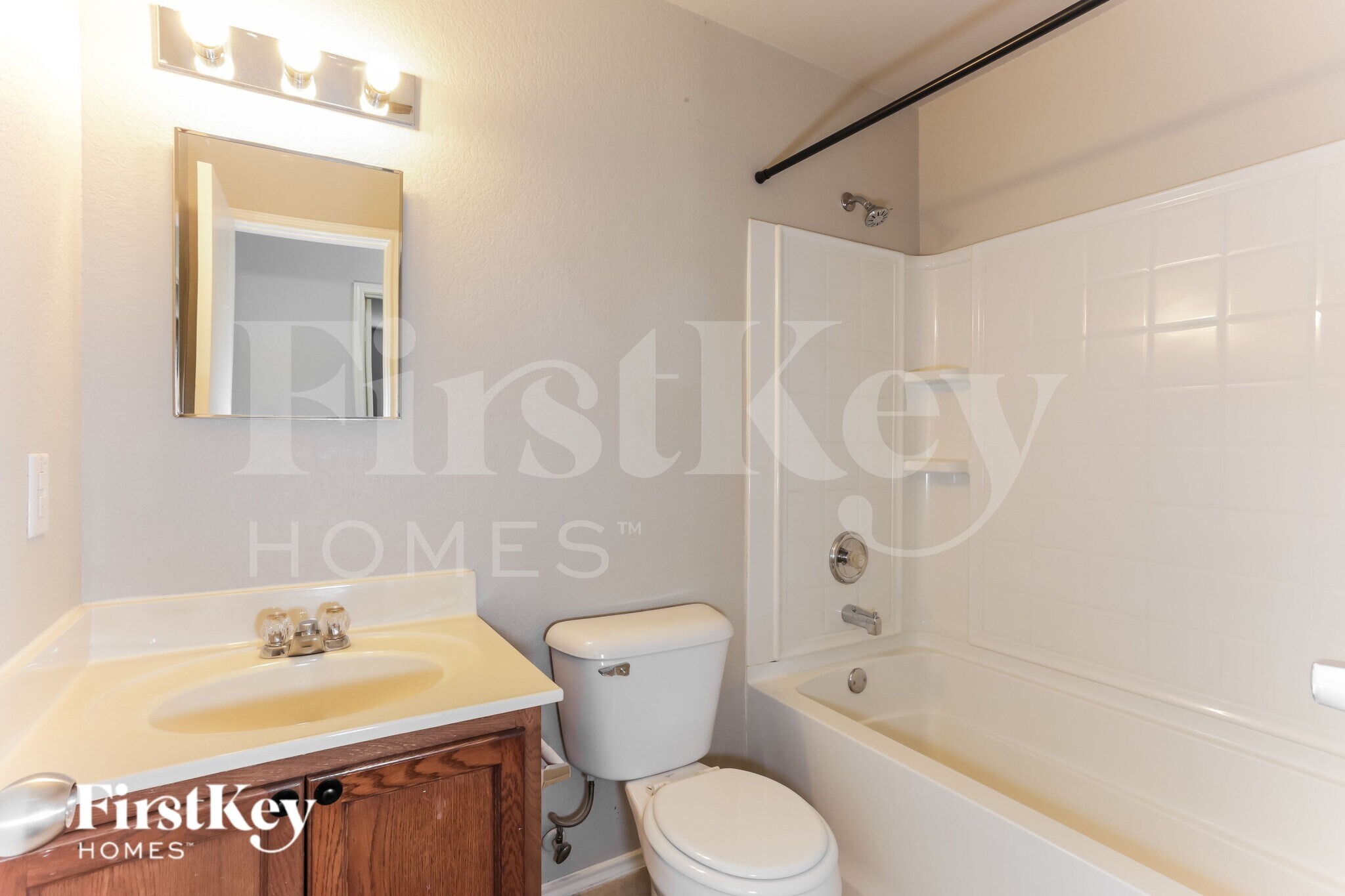 Building Photo - 1413 Erin Ct