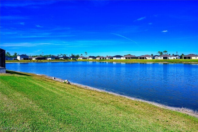 Building Photo - 6548 Bay Ridge Way