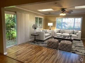 Building Photo - Advent - Stunning Three Bedroom House W/ T...
