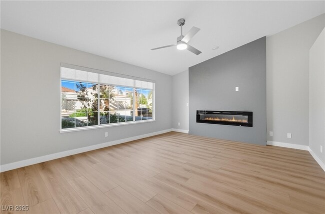 Building Photo - 2736 Crystal Beach Dr