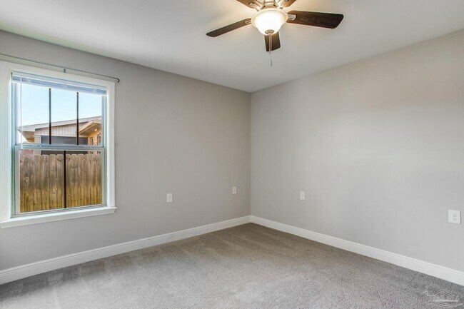 Building Photo - 2470 Bentley Oaks Dr