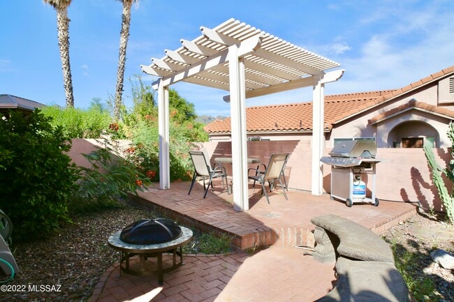 Building Photo - 5258 N Adobe Cir