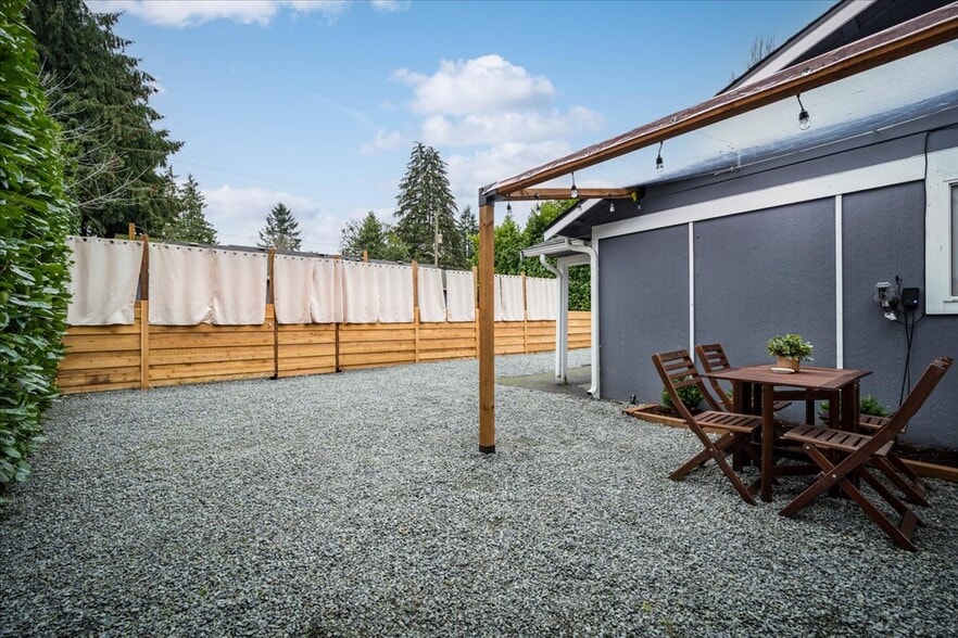 Building Photo - 210 SW 104th St