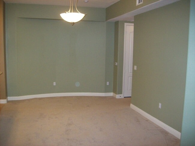 Building Photo - 50 E Serene Ave
