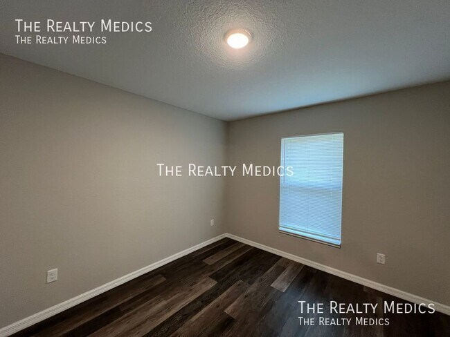 Building Photo - 7593 SW 82nd St