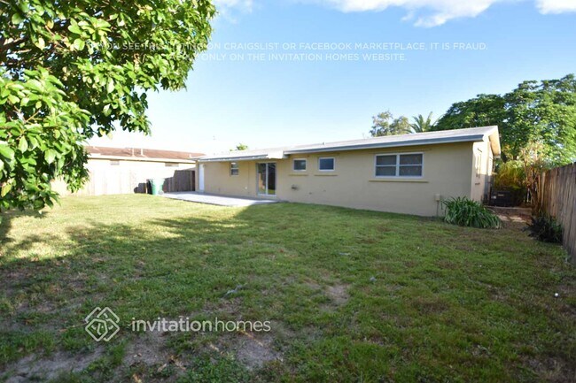 Building Photo - 10980 SW 176th St