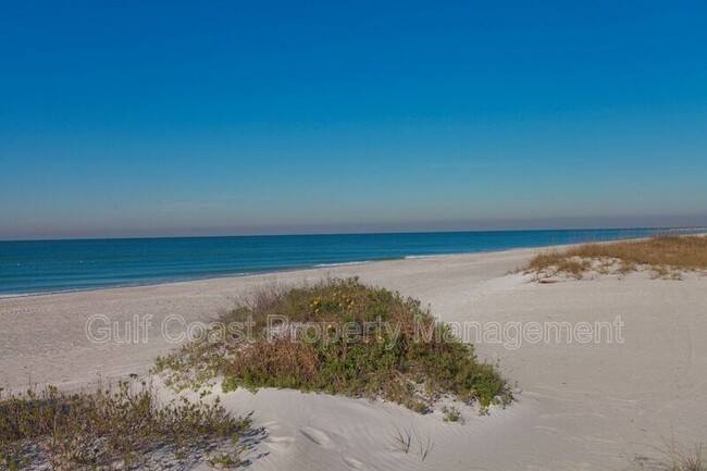 Building Photo - 1935 Gulf of Mexico Dr