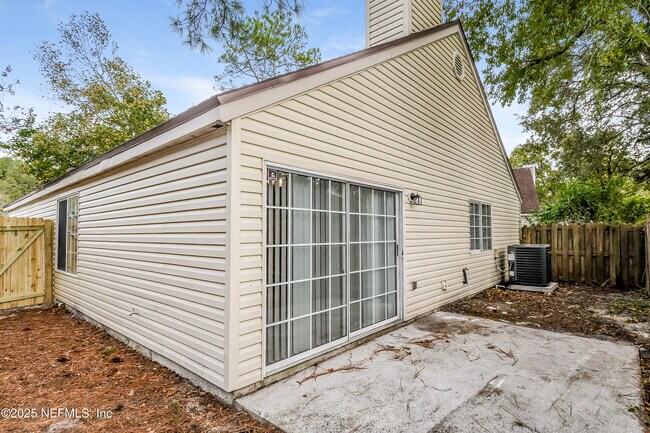 Building Photo - 7709 Mystic Point Ct W