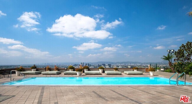 Building Photo - 1100 Wilshire Blvd