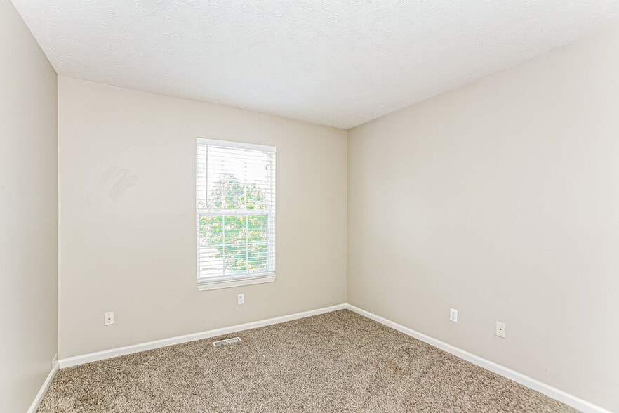 Building Photo - 16864 Maraschino Dr