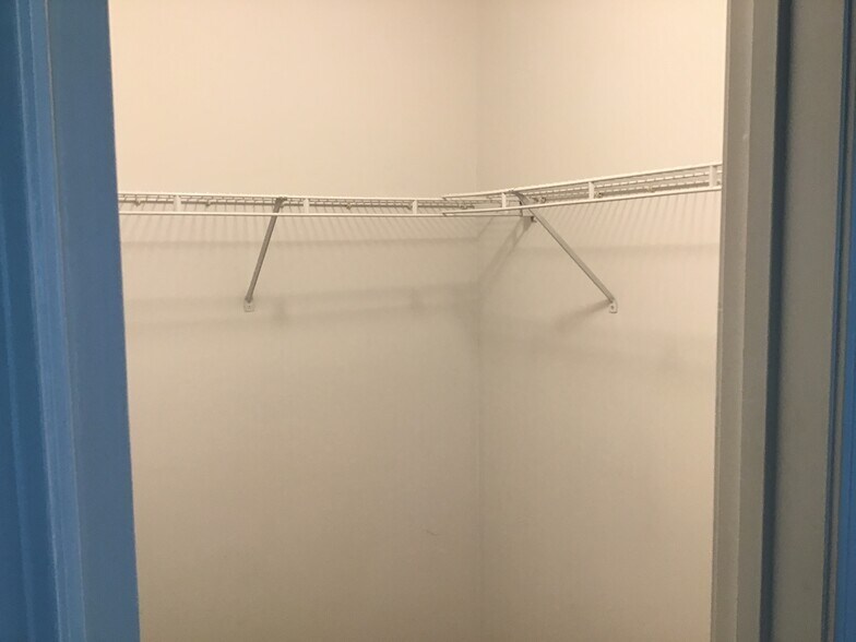 Building Photo - 12925 Galloway Cir