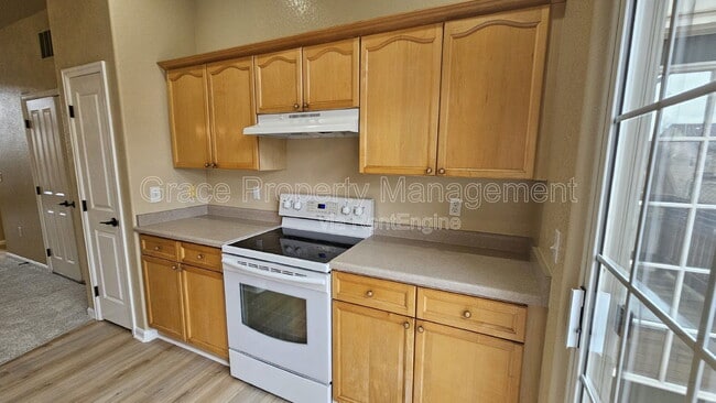 Building Photo - 4024 S Carson St