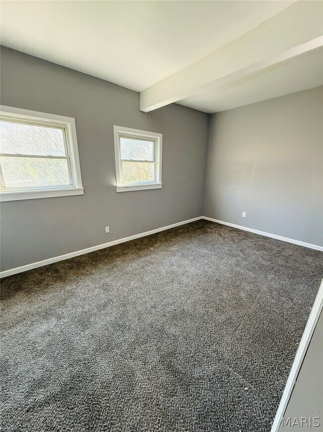 Building Photo - 5345 Wells Ave