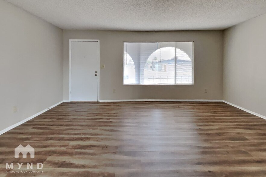 Building Photo - 4102 W Camino Acequia