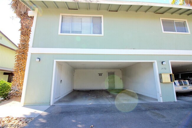 Building Photo - 1470 Elizabeth Ave