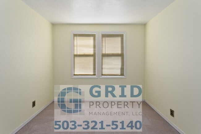 Building Photo - Spacious 3 Bedroom, 2 Bath Craftsman - Creston Park Neighborhood - A Must See!