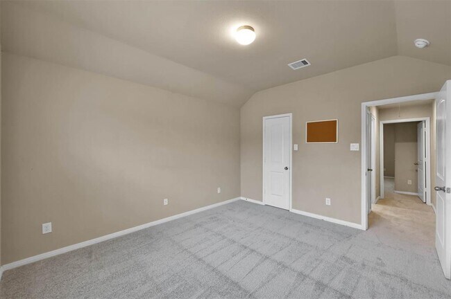 Building Photo - 2458 Garden Falls Dr