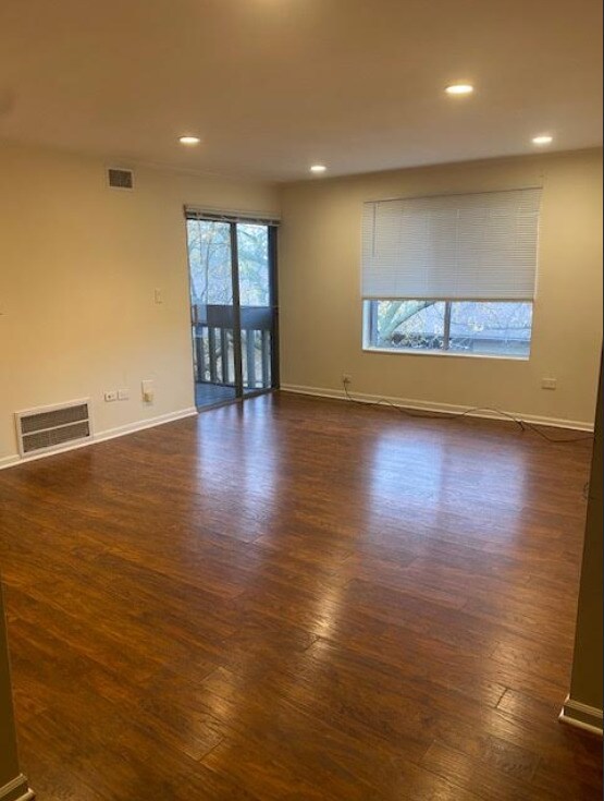 Building Photo - 6178 Knoll Ln Ct