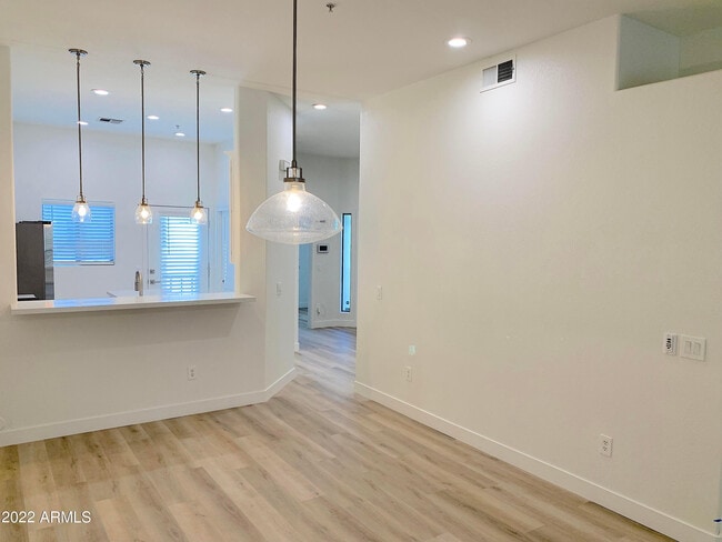 Building Photo - 4533 N 22nd St